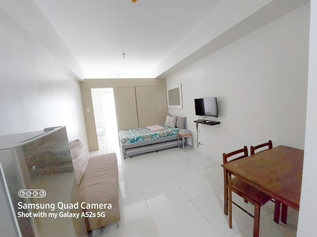 Smdc Tagaytay Taal Lake Condo Cook Netflix No Balcony No Free Parking 따가이따이 외부 사진